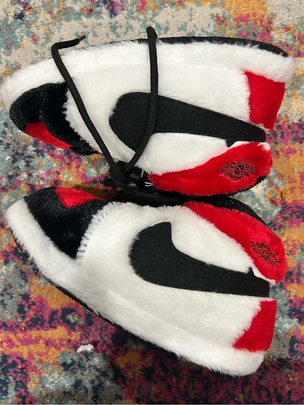 Jordan 1 Retro Plush Slippers